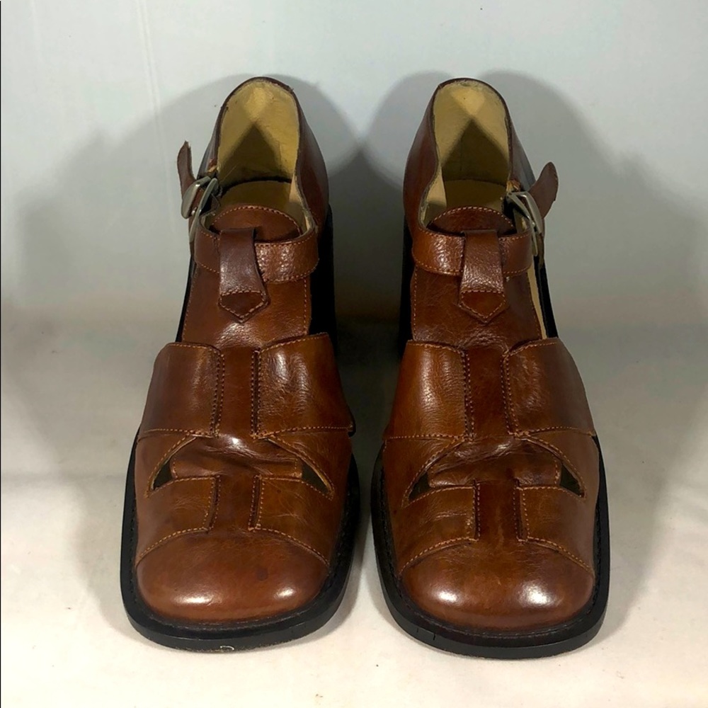 Joan&David Vintage Leather Chunky Heels